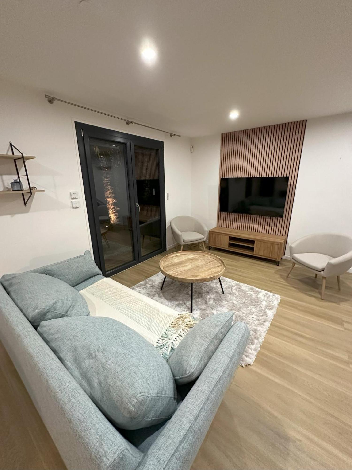 Sunny House - Villa 4 Chambres - Saint Genis Les Ollieres Экстерьер фото